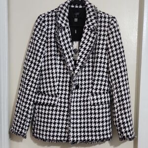 Tahari Black and White Houndstooth Blazer